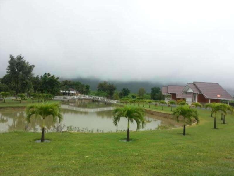 Palm Hospedaje Resort Nakhonratchasima Exterior foto
